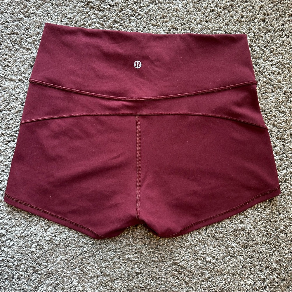 Lululemon In Movement Everlux Material 2.5” Short. Size 10. Redwood Color.